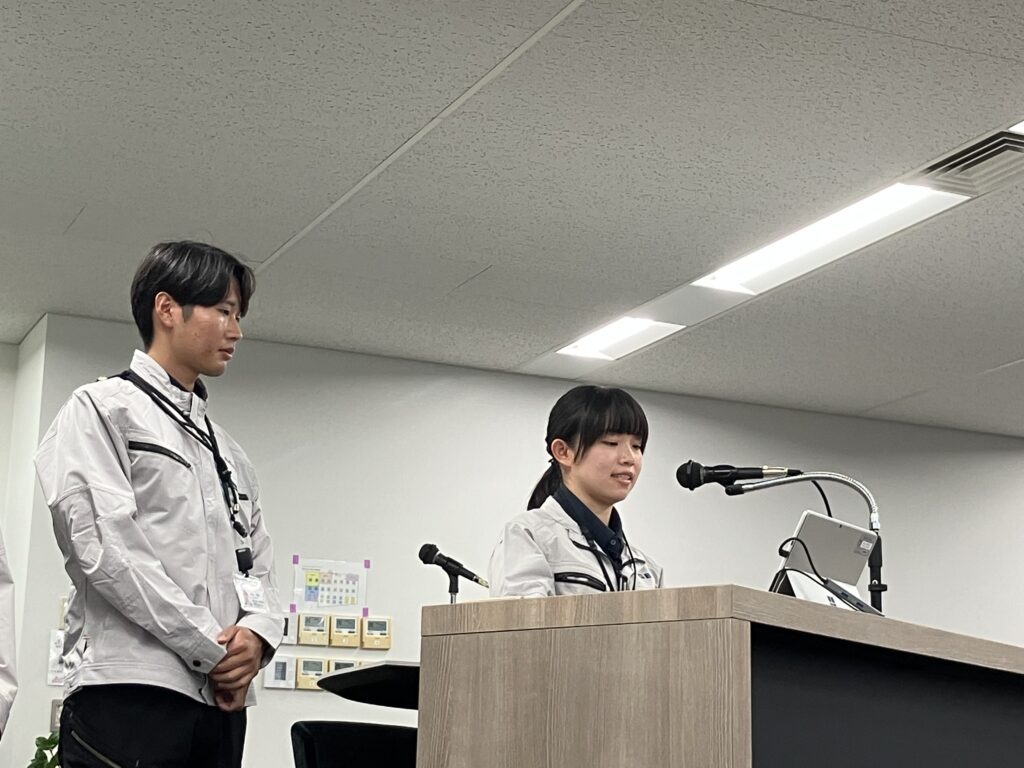 「AGBの歴史を踏まえ、未来を考え、美しい作品をつくる。」——新入社員が20日間のものづくり実習を終え、成果を発表しました。