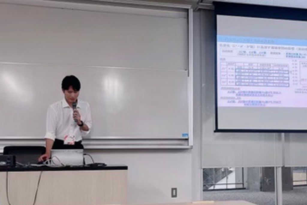 学生時代の探究を、ファサードの仕事へ。入社1年目の社員が日本建築学会で発表